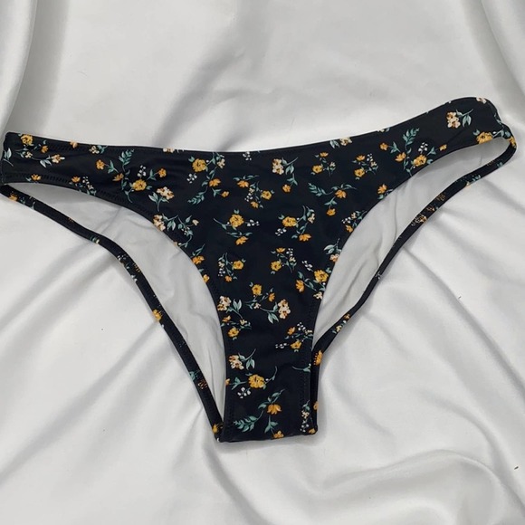 Shade & Shore Bikini Black white Yellow Flower Floral Print graphics BOHO - Picture 4 of 6